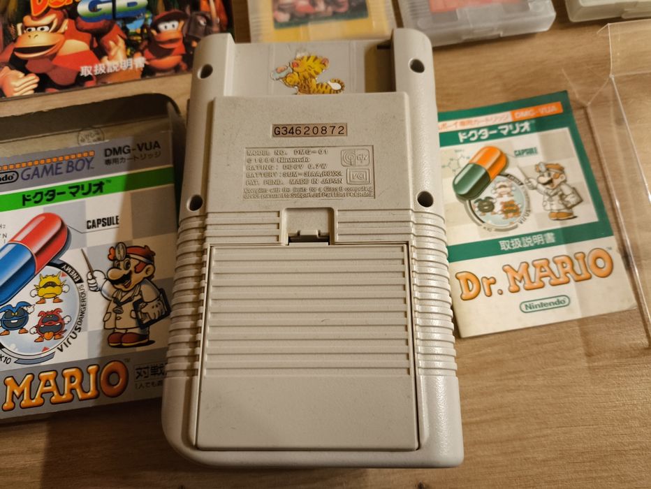 Game Boy Classic DMG-01 + gry