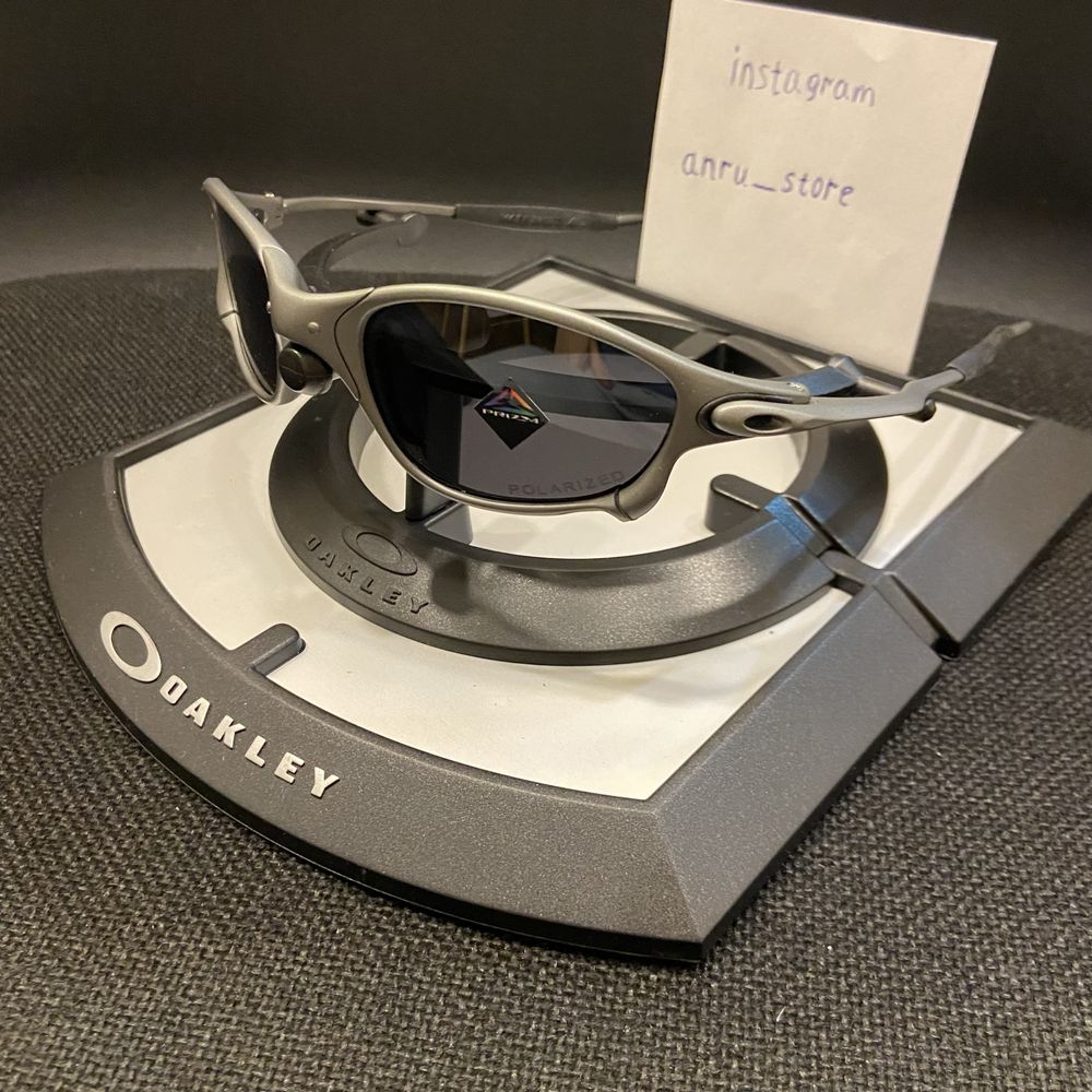 Солнцезащитные очки Oakley Black iridium Prizm