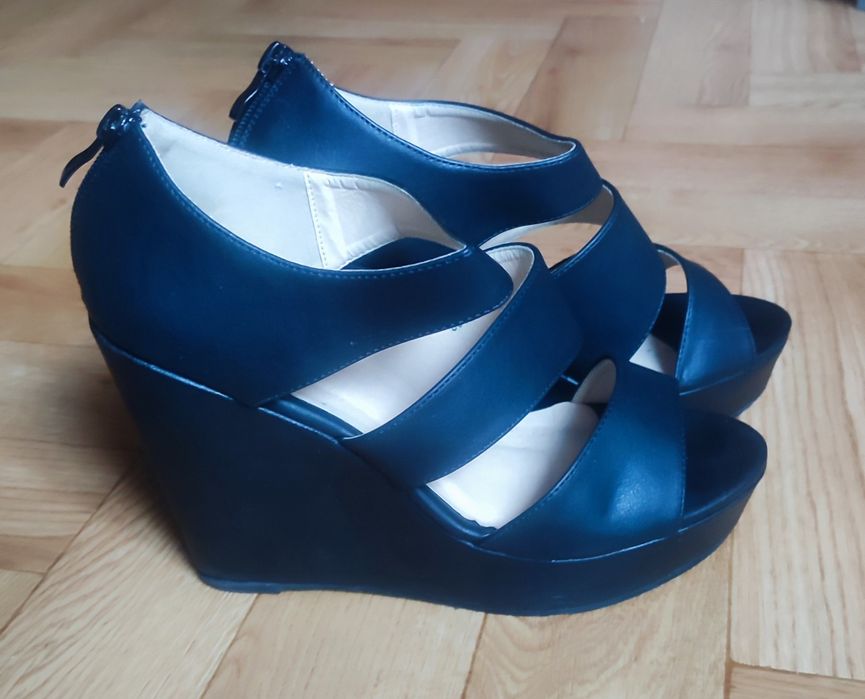 Buty na koturnie, sandały damskie rozmiar 40