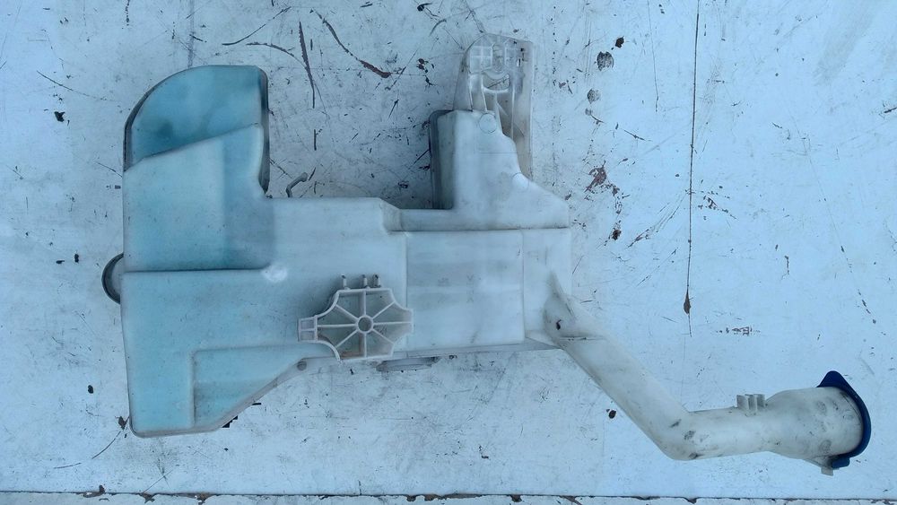 Citroen C5 III X7 08-16r Zbiorniczek spryskiwaczy z pompką