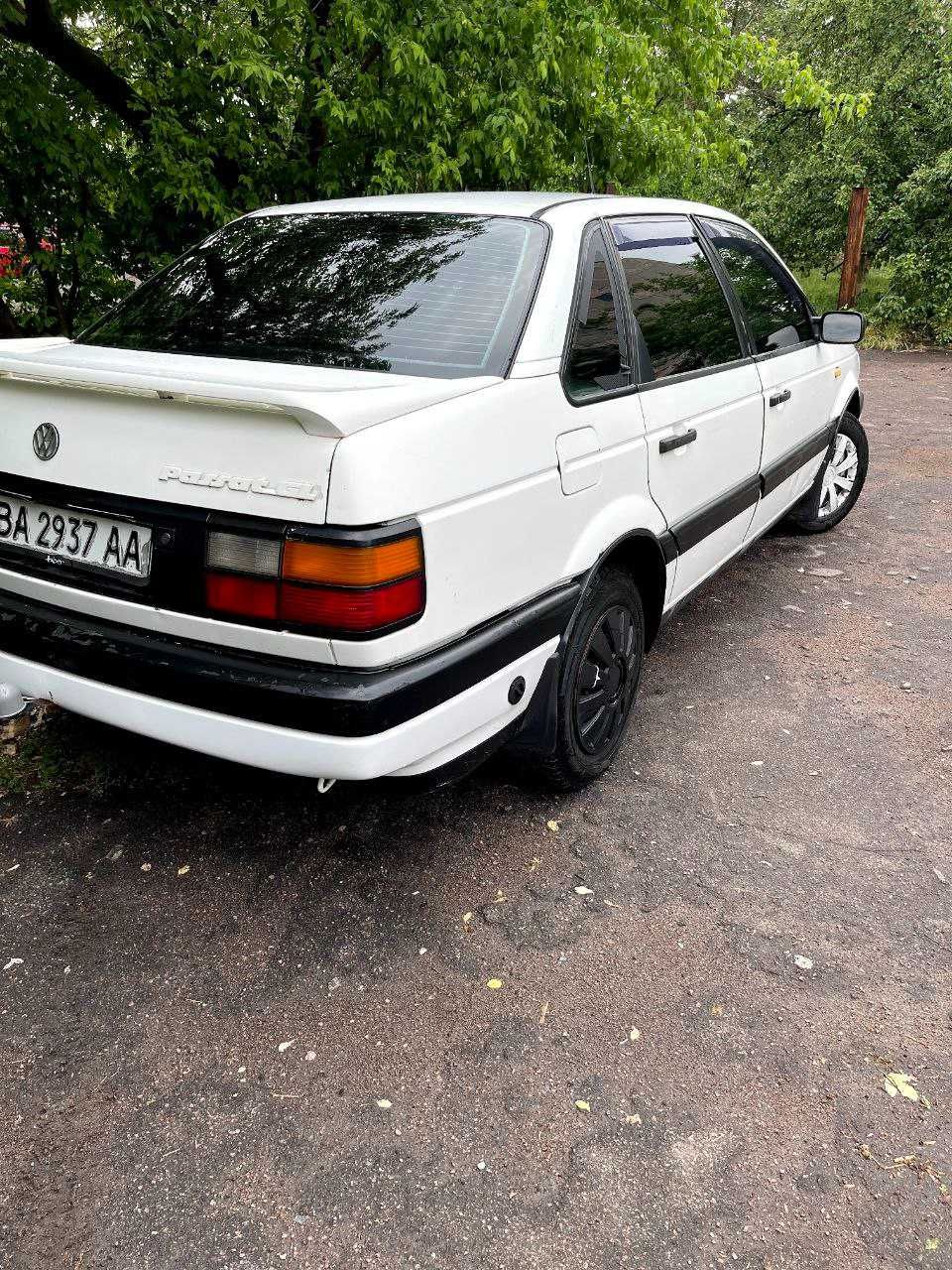 Продам Volkswagen Passat B3(1989)