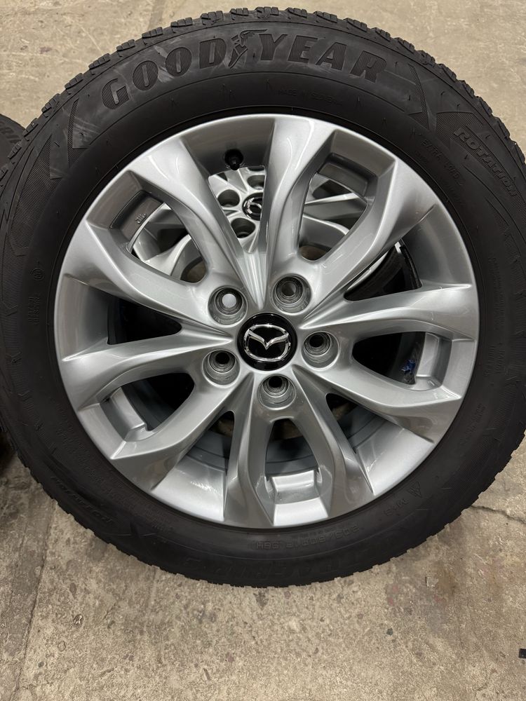 Felgi Mazda CX30 3 6 5x114,3 16” 205/55R16