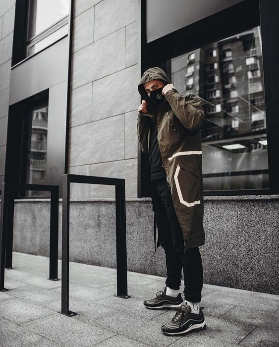 Куртка  Uniform jacket Cтафф lab
Розмір L.
Дуже крута