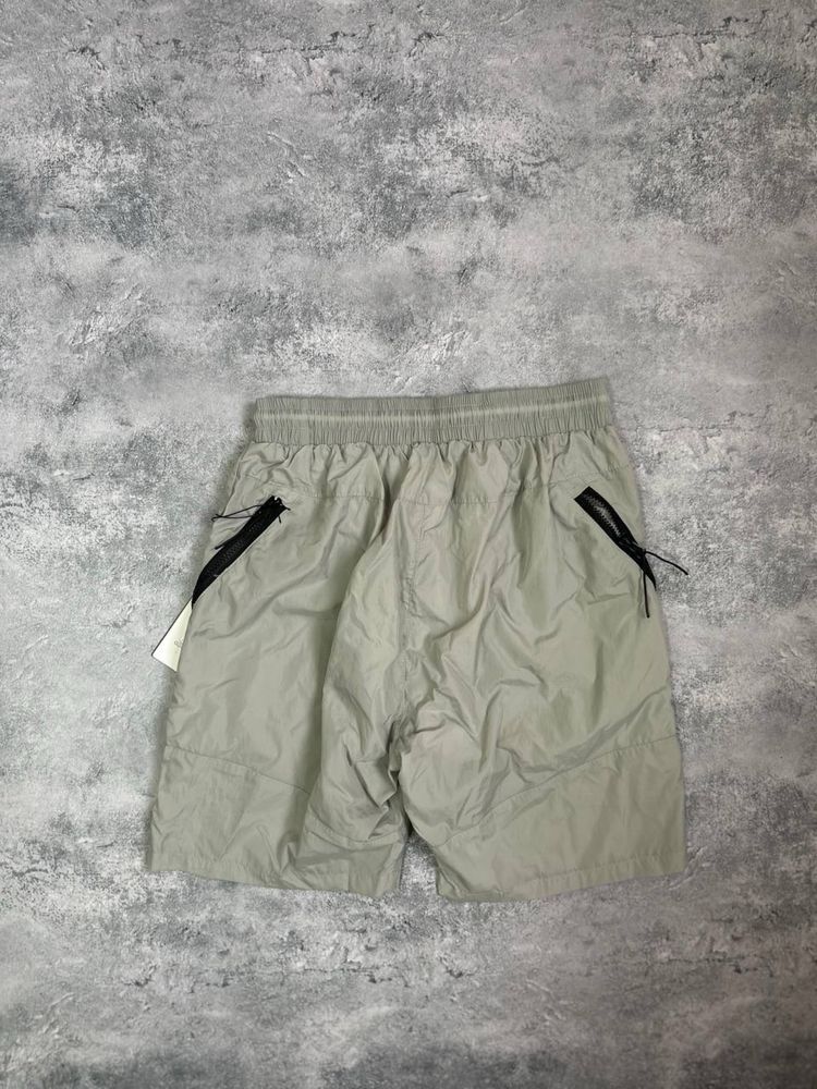 Чорні Зелені Нейлонові шорти cp company сіпі компані з лінзою s m l xl