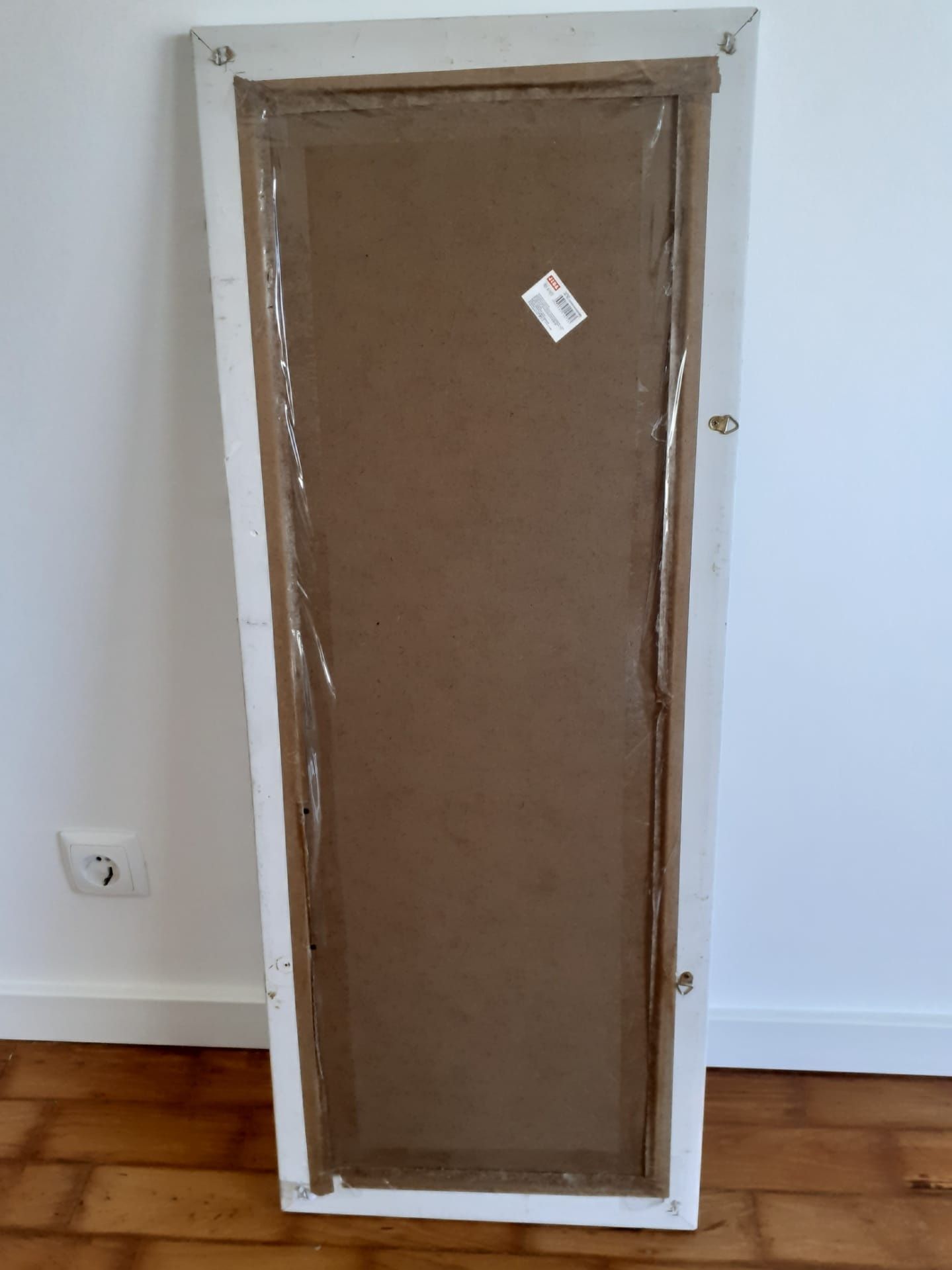 Espelho decorativo moldura em Madeira