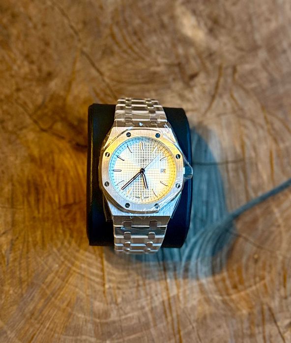 Relógio Suíço Royal King Jules Louis Edward - 42mm - Branco