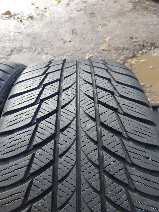 Opony zimowe 225.40.18 Bridgestone Rsc 7-8mm Montaż