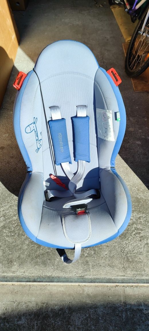 Fotelik samochodowy Milo 0-25 kg Baby Design