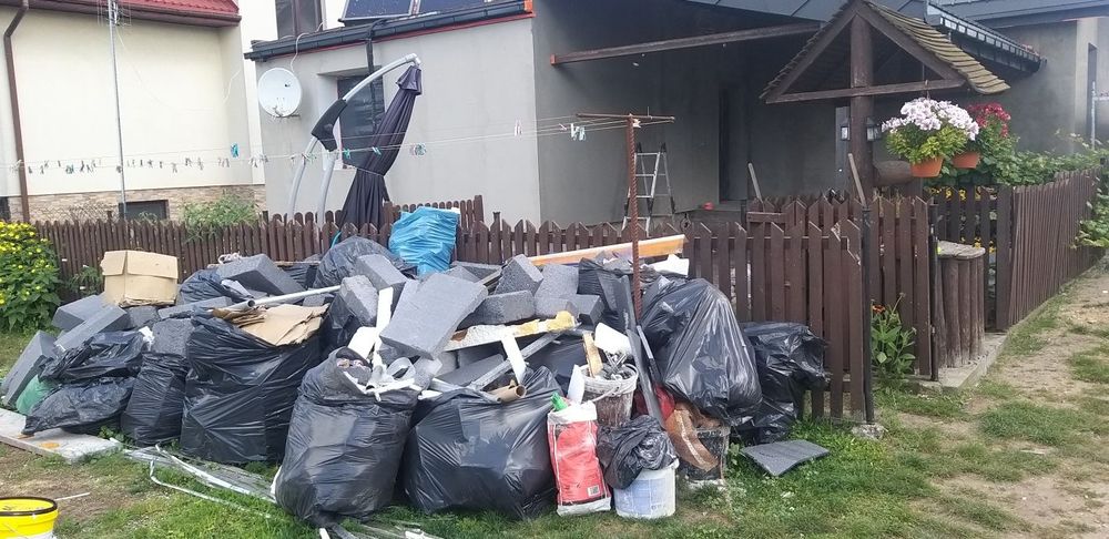 OPROZNIANIE Piwnic Strychów Garaży Mieszkań Domów WYWOZ Śmieci Odpadów