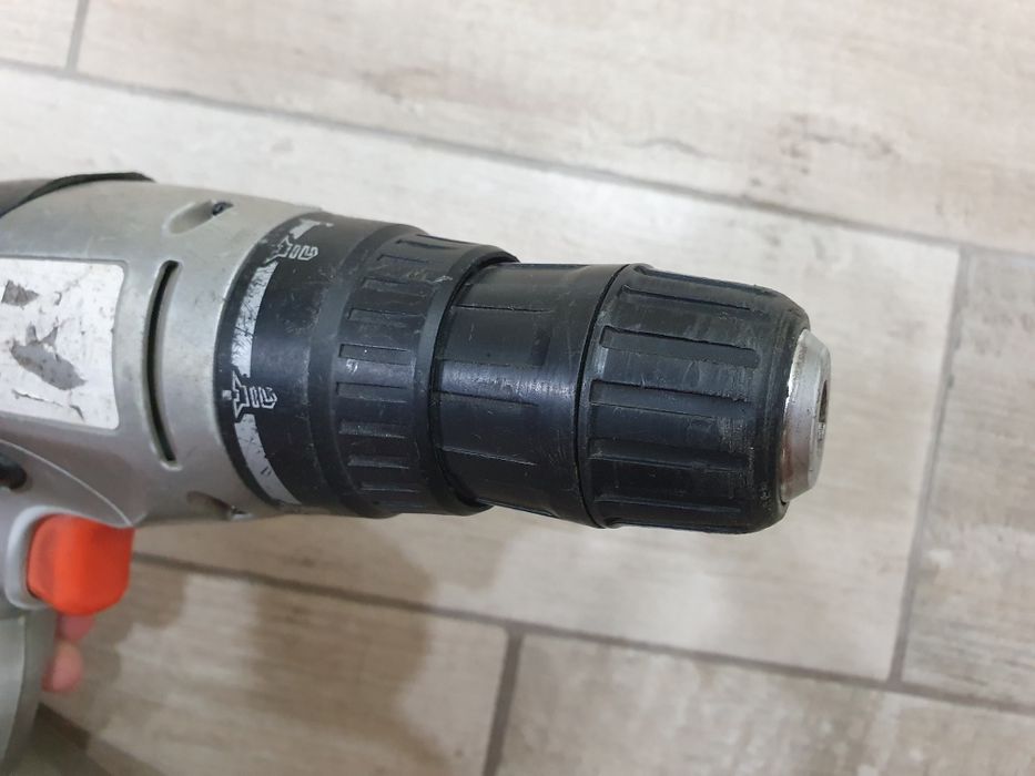 Дриль шурупокрут Black&Decker