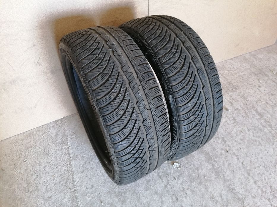 2x225/45 R18 Michelin zimowe