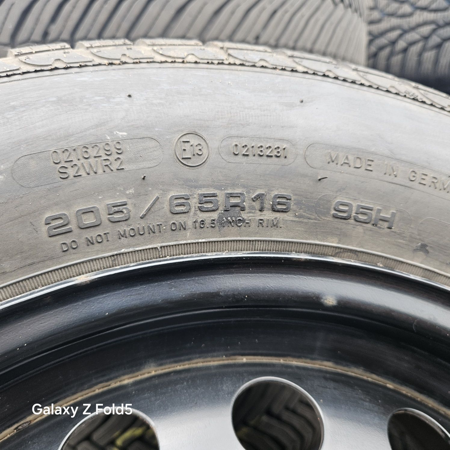 Koła zimowe 205/65/16 Toyota Yaris Cross 5x114,3 ET45 TPMS 7,5mm 23rok