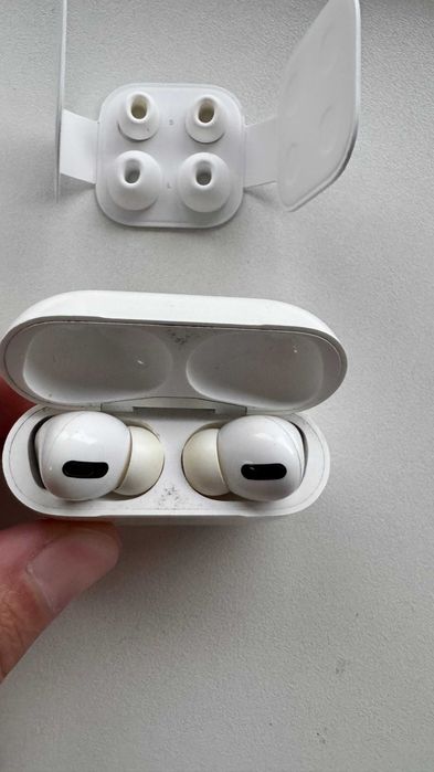 Apple AirPods Pro