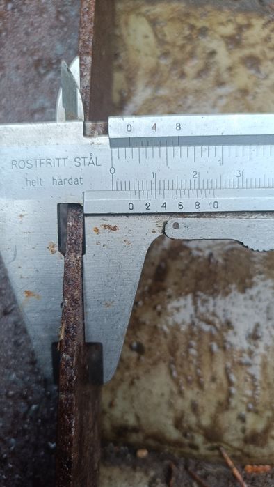 Słupek ogrodzeniowy 175 cm