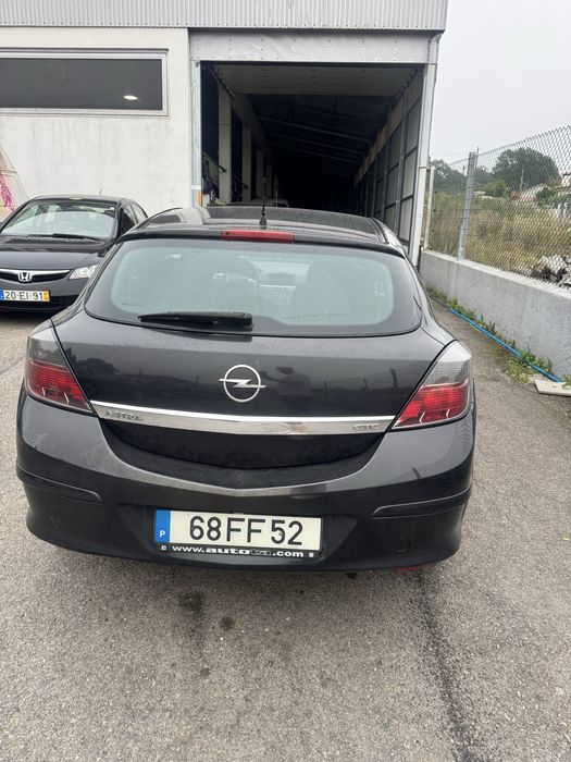 Opel Astra GTC 1.3CDTI 90 CV 5 L