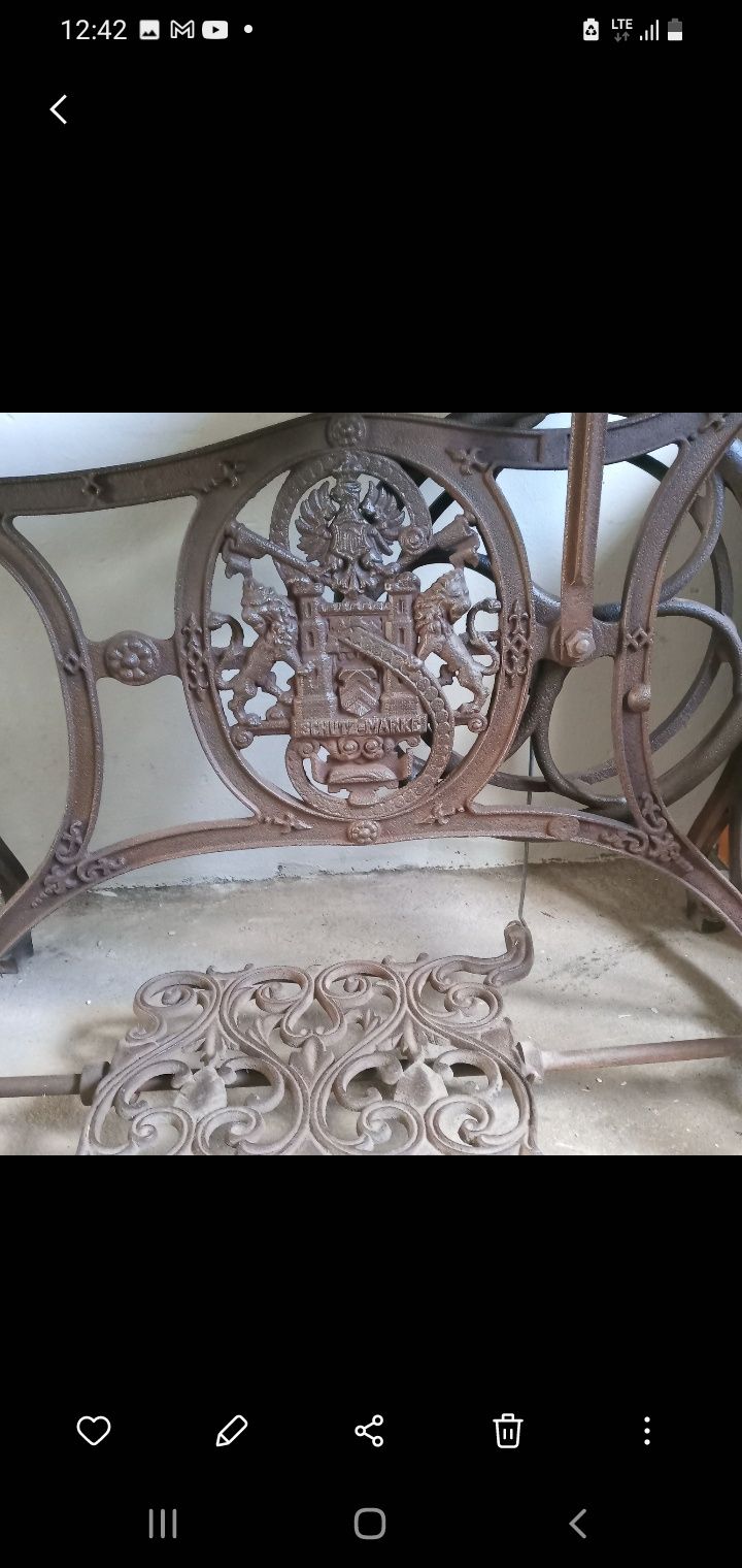 Stół lub biurko pod komputer