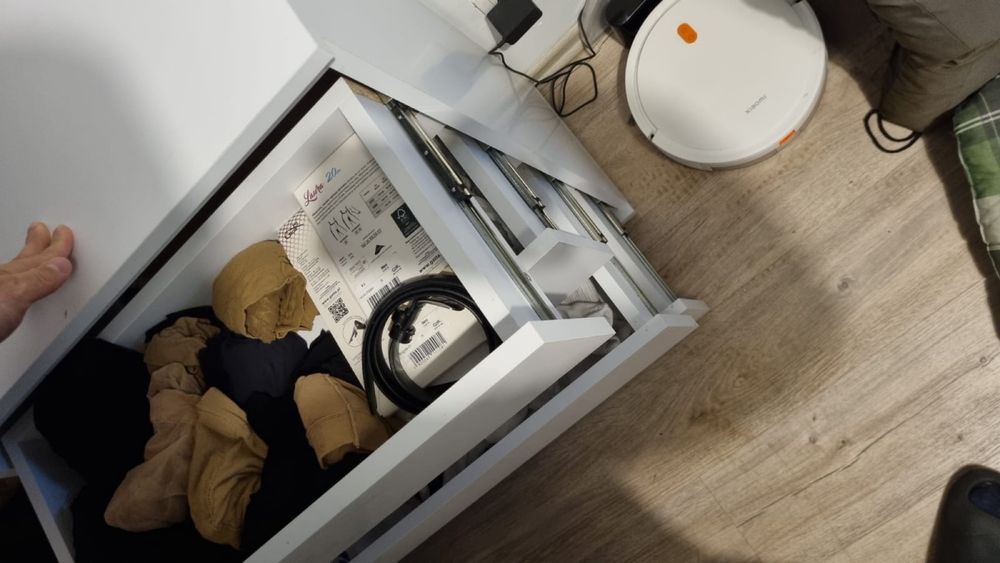 Mała komoda IKEA