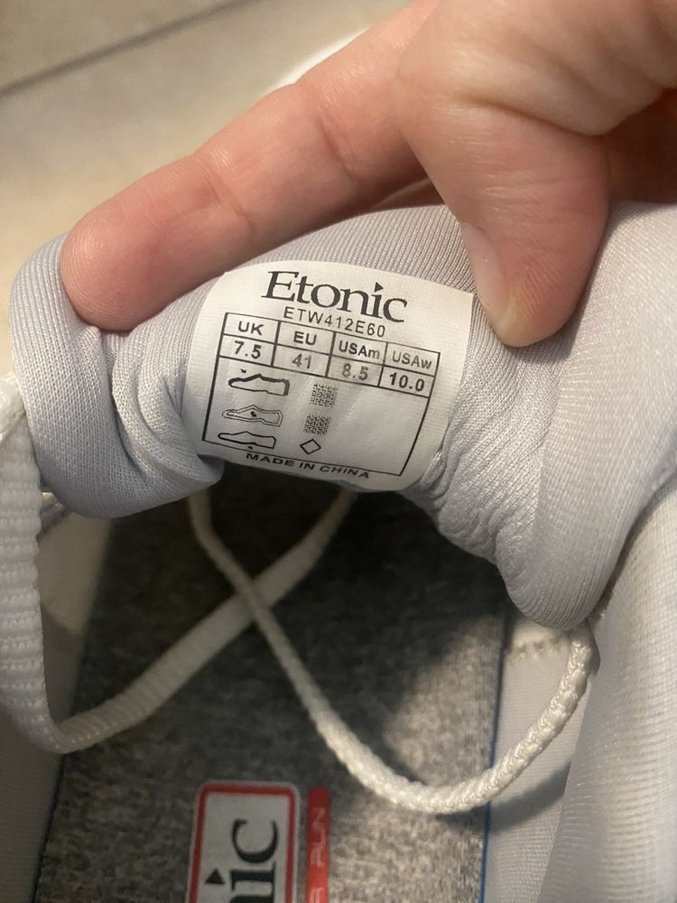 Кроссовки Etonic