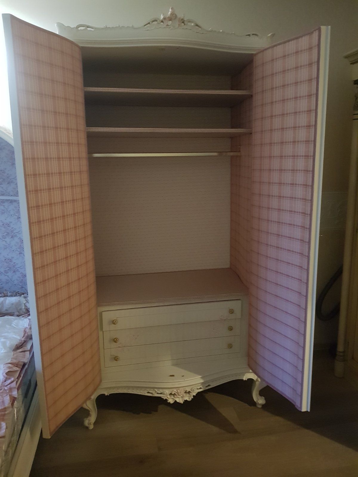 Комплект спальння для дівчини меблі Jumbo