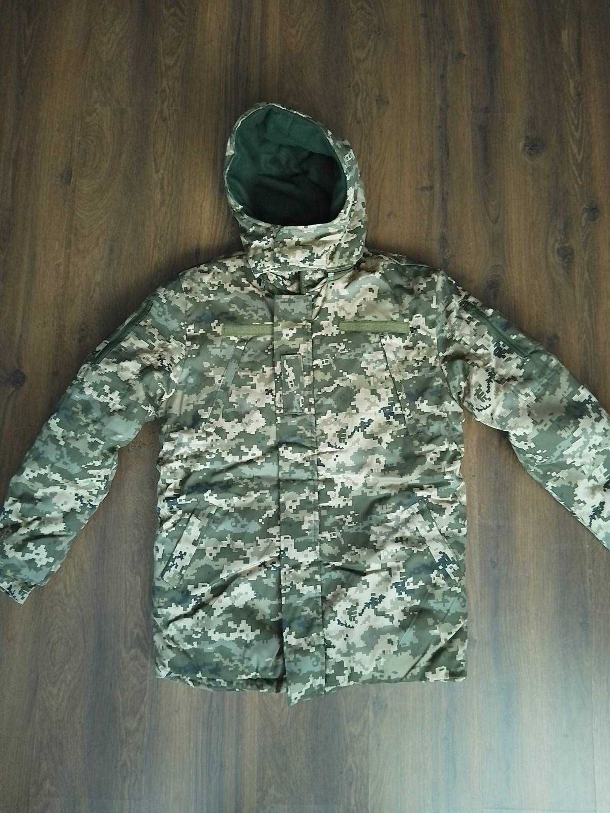 Зимняя курточка пиксель 42р.