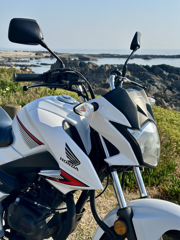 Moto Honda CBF 125 de 2018 (GLR125)