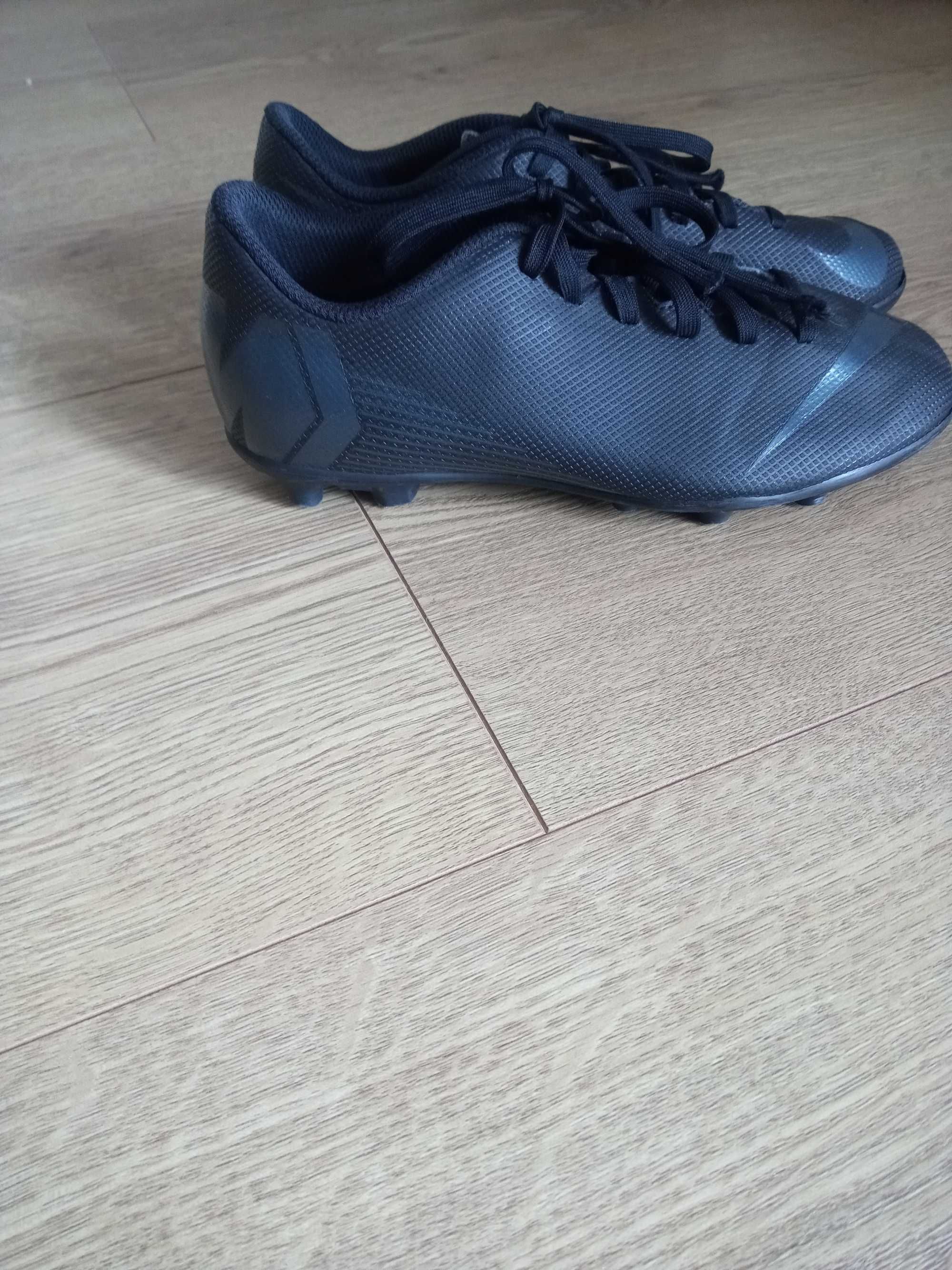 Buty Korki nicke roz 36