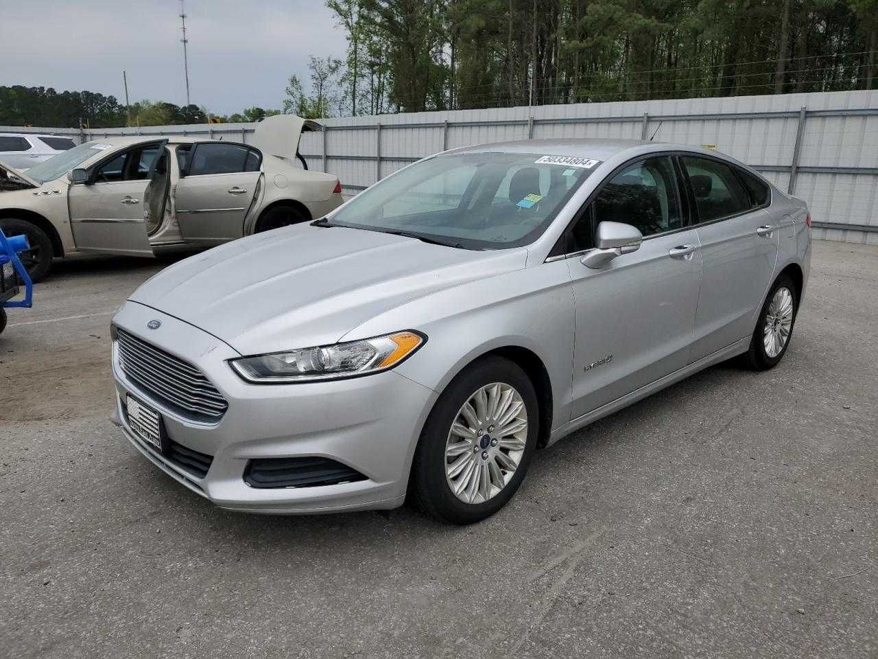 Ford Fusion hybrid SE 2013