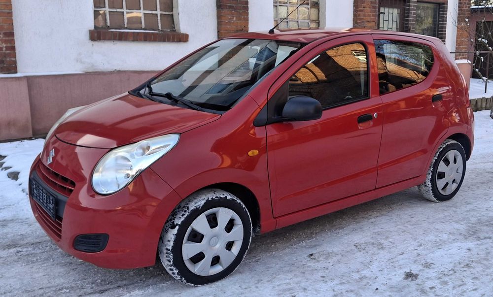 Suzuki Alto   2011 rok  1,0 benzyna