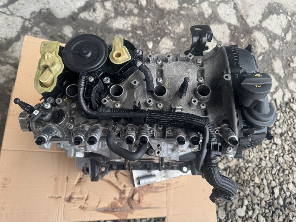 Q5 80A  двигун мотор 2.0  DJY DJYA djy VW Audi  A4 B9 8W A5