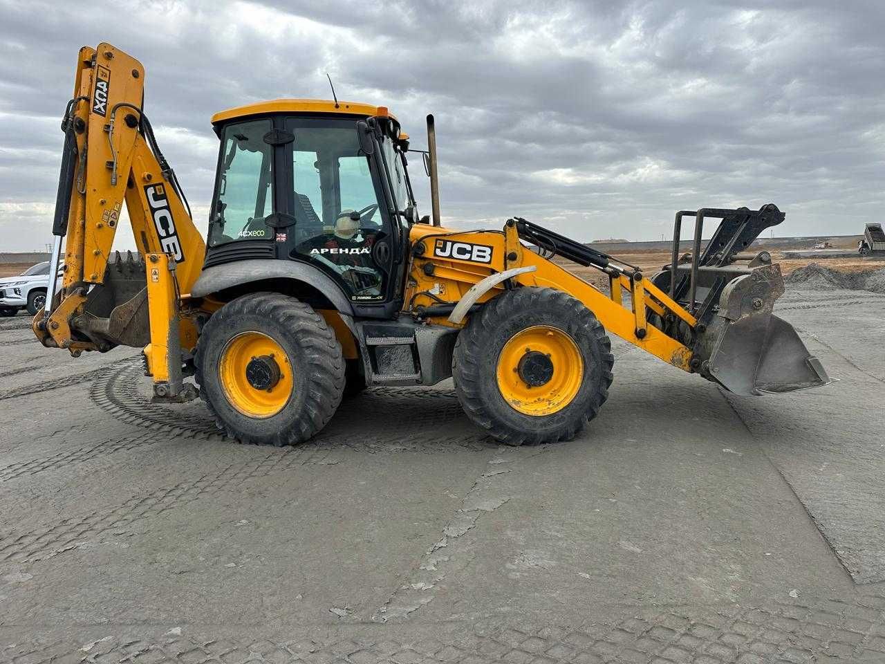 Послуги екскаватора JCB 4CX