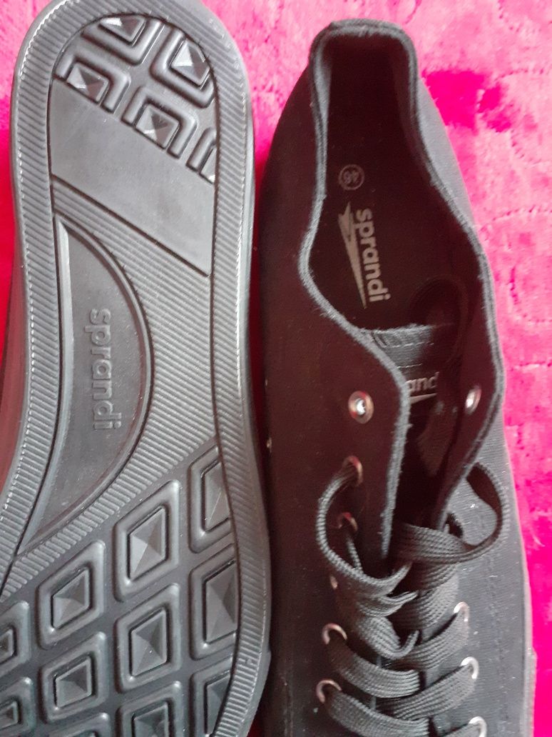Nowe trampki rozmiar 46 firmy sprandi meskie