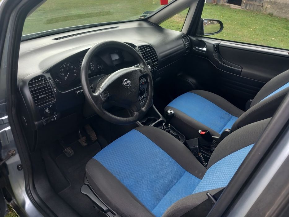 Sprzedam Opla Zafire 1.8 Sekwencja *bez korozji* Zadbana* HAK!!