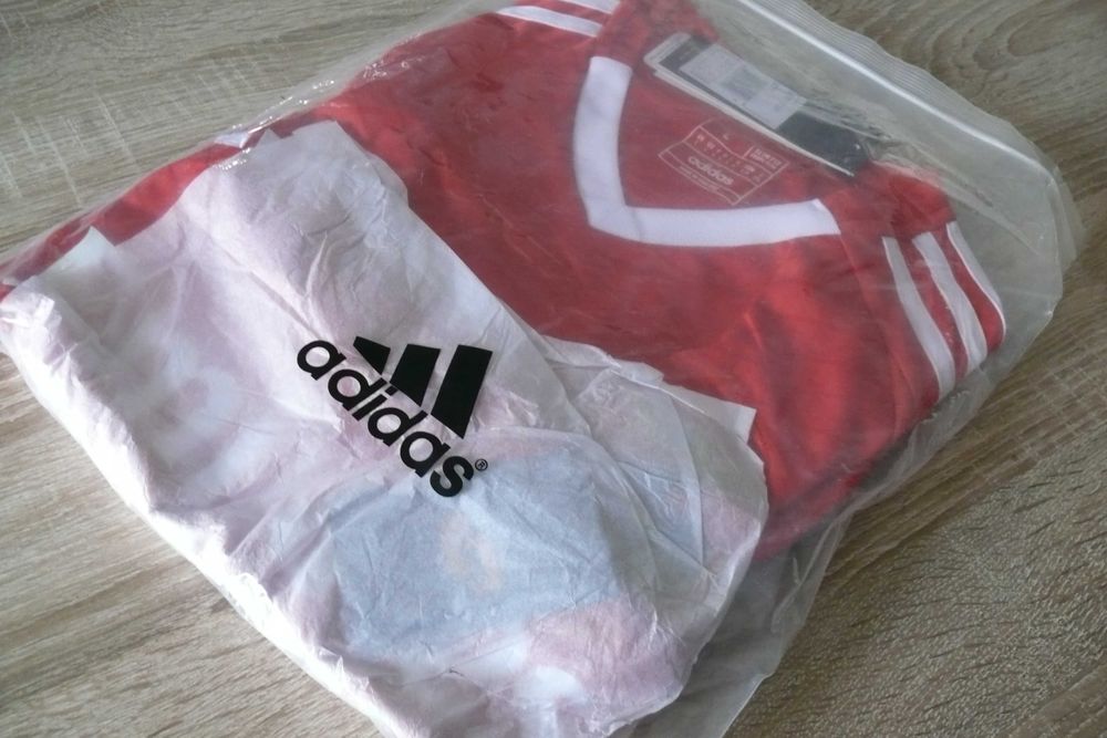 Camisola Desportiva