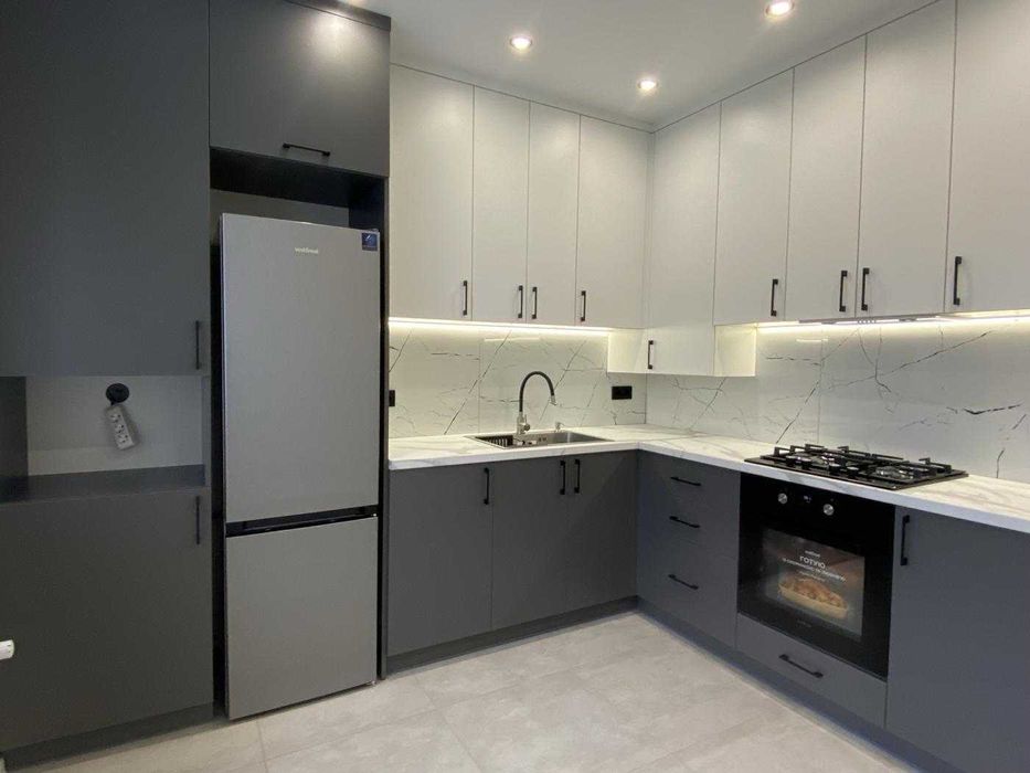 БЕЗ КОМІСІЇ Двокімнатна квартира з ремонтом і меблями.Парк ЦЕНТРАЛЬНИЙ