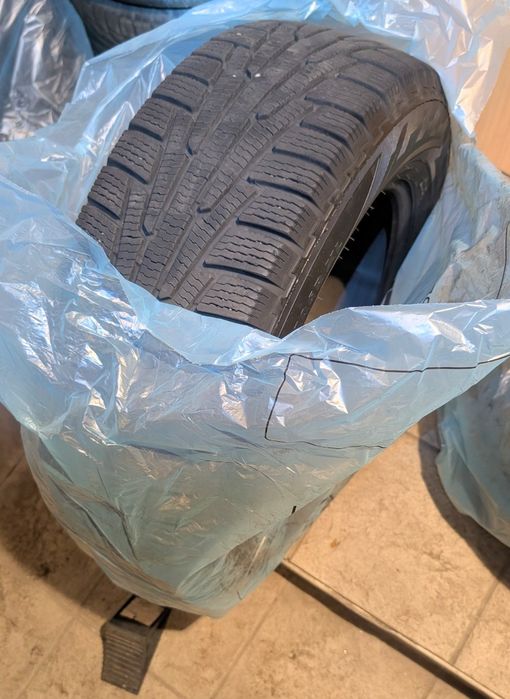 Шини зимні Nokian Nordman RS 2 SUV 225/65 R17 7.33мм залишок