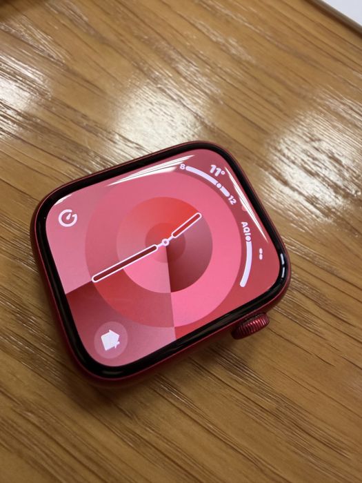 Apple watch series 9 45mm GPS Product Red