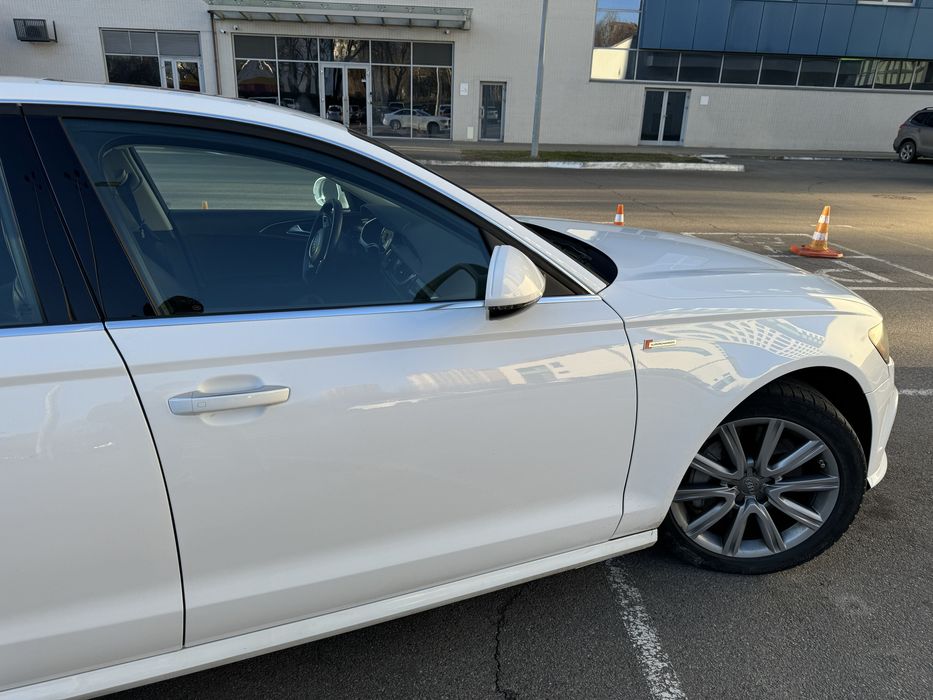 Авто Audi A6 2014 3.0ftsi Quattro