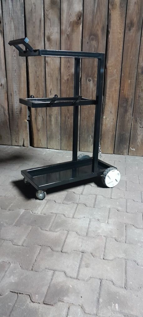Mobilny wózek pod spawarkę