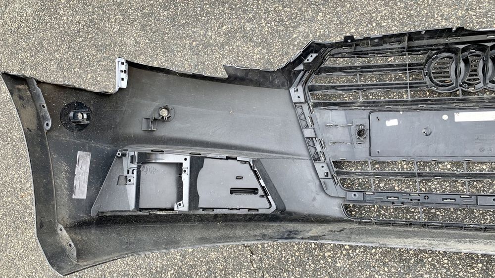 Zderzak przedni 6xParktronic AUDI A4 B9 8W 16- oryginał