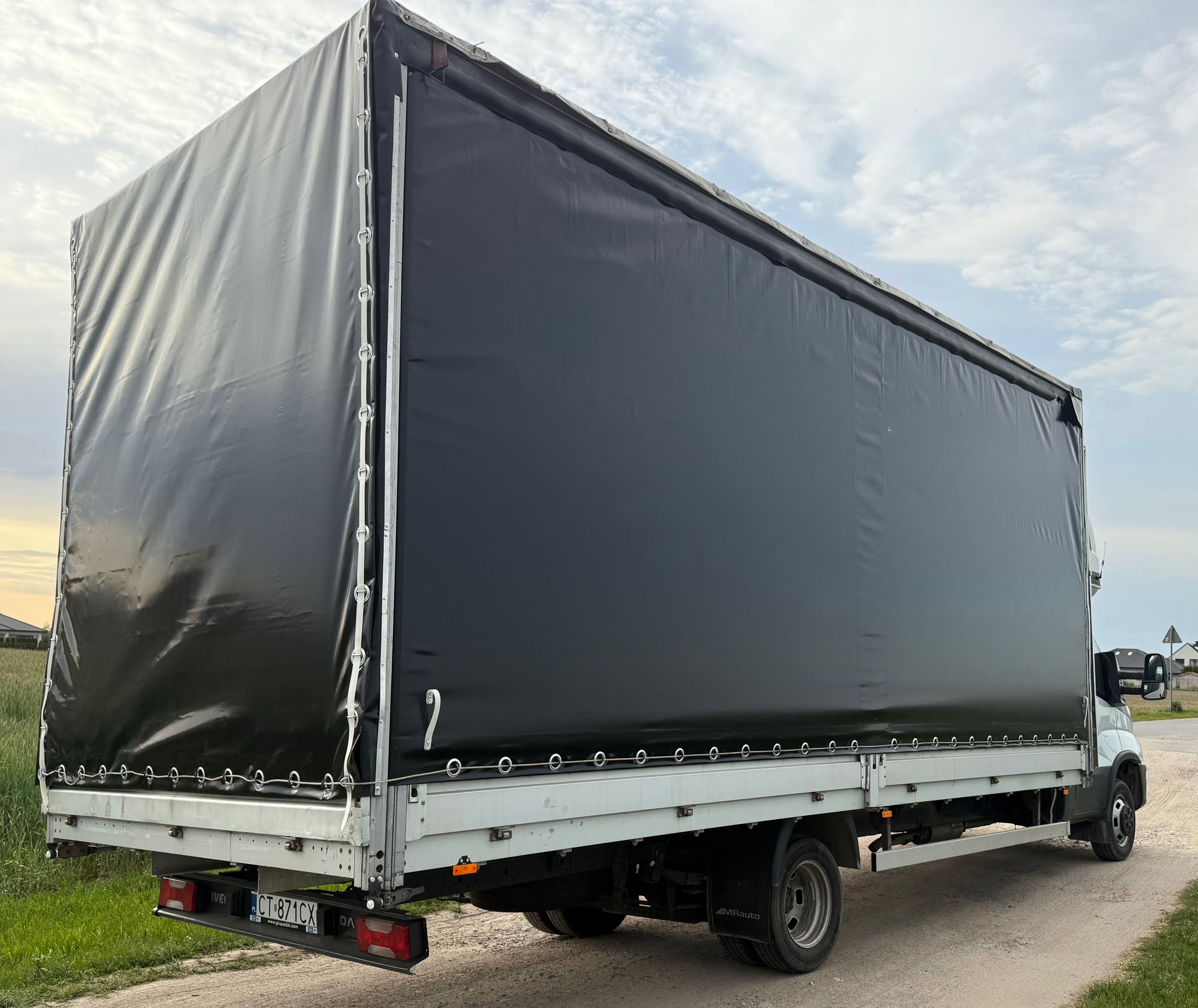 Iveco Daily 50c18  międzynarodówka 15 palet firanka plandeka