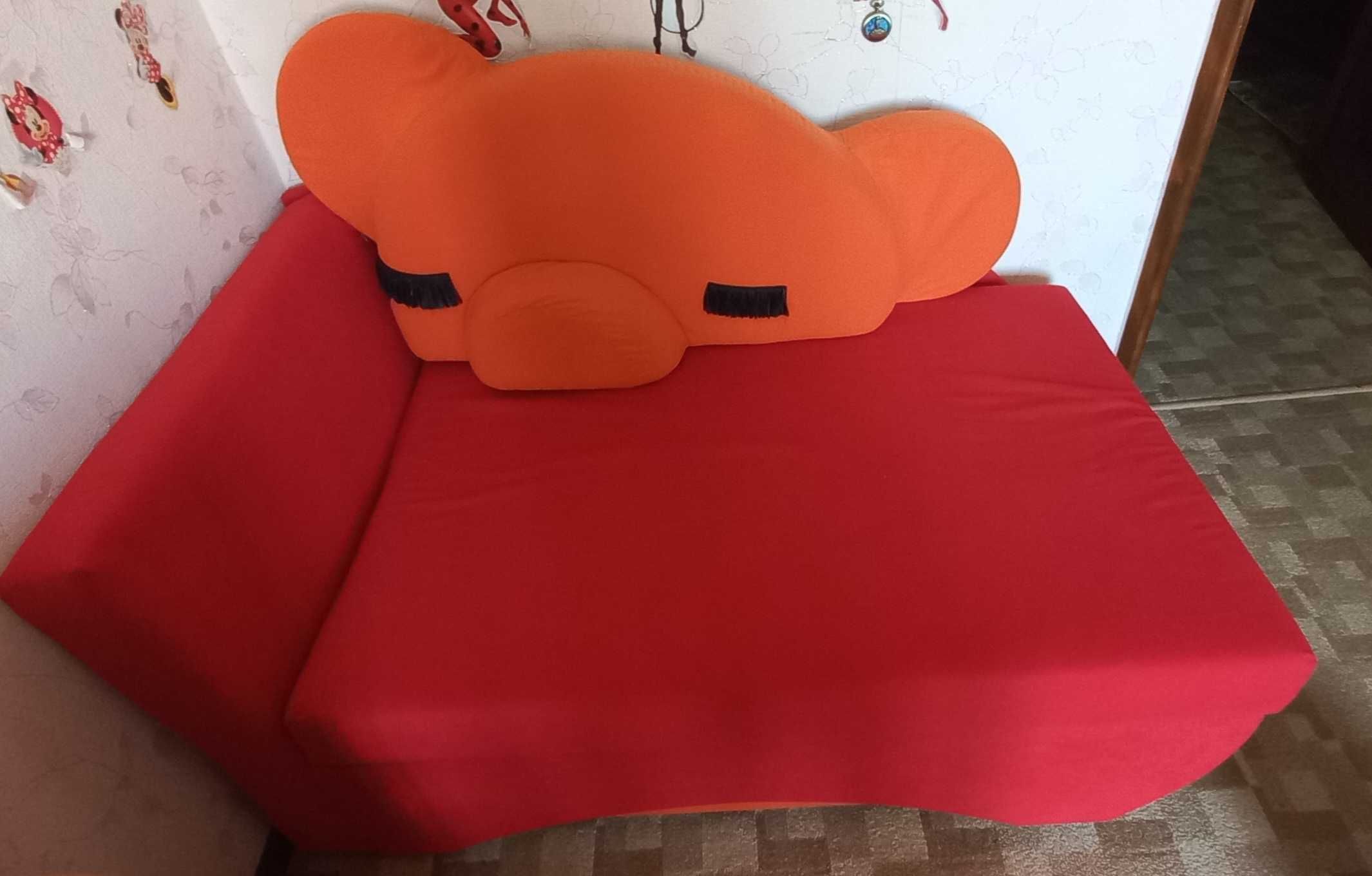 Продам диван-ліжко"Ведмедик"