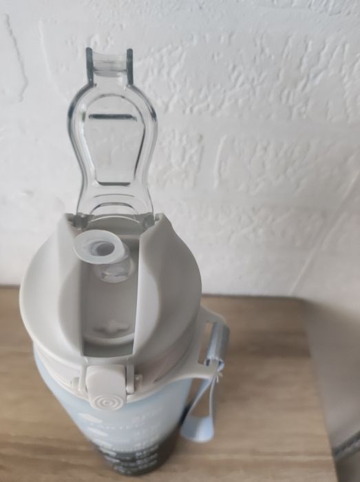 Bidon, butelka na wodę