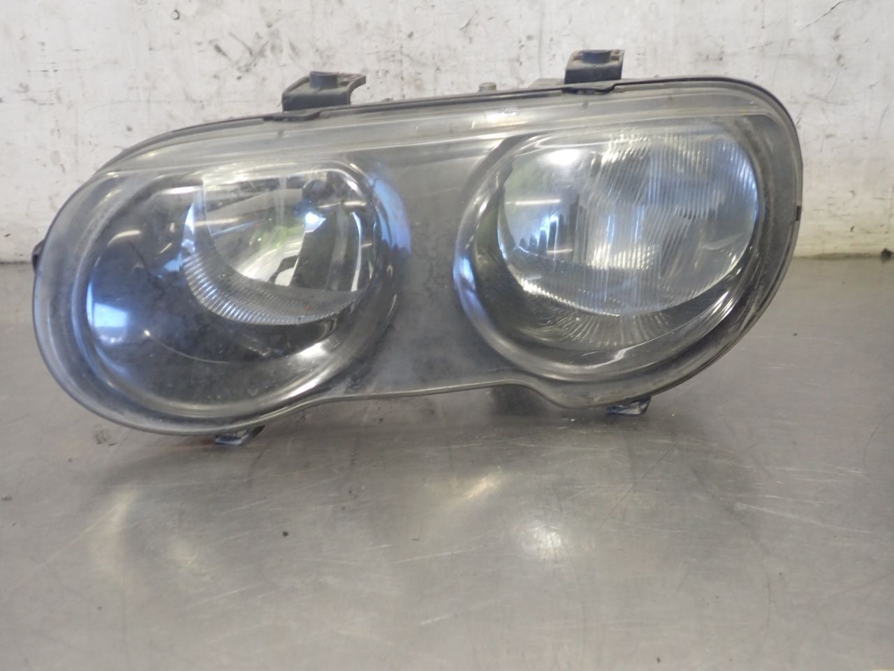 LAMPA LEWA PRZEDNIA MG ZR 160 1.8