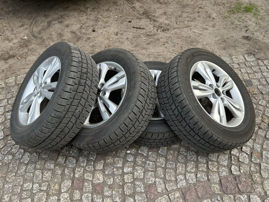 Koła Hyundai 17” z oponami zimowymi falken 225/60   6,5 J x 17 ET 48,0