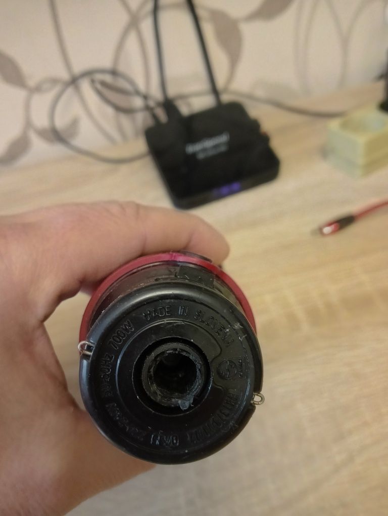 Чаша, ніж philips