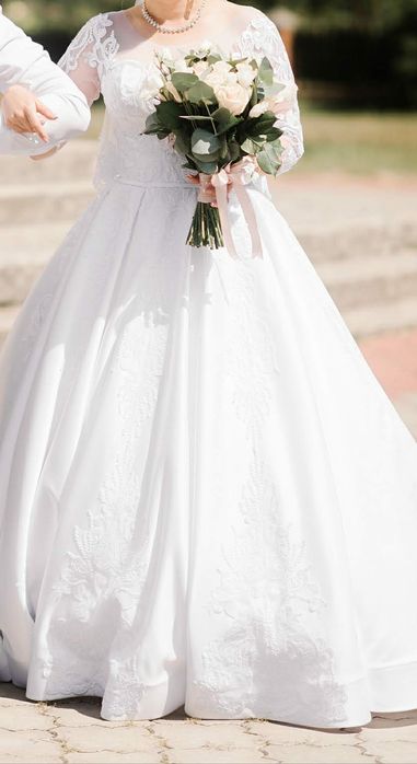 Весільна сукня!!!