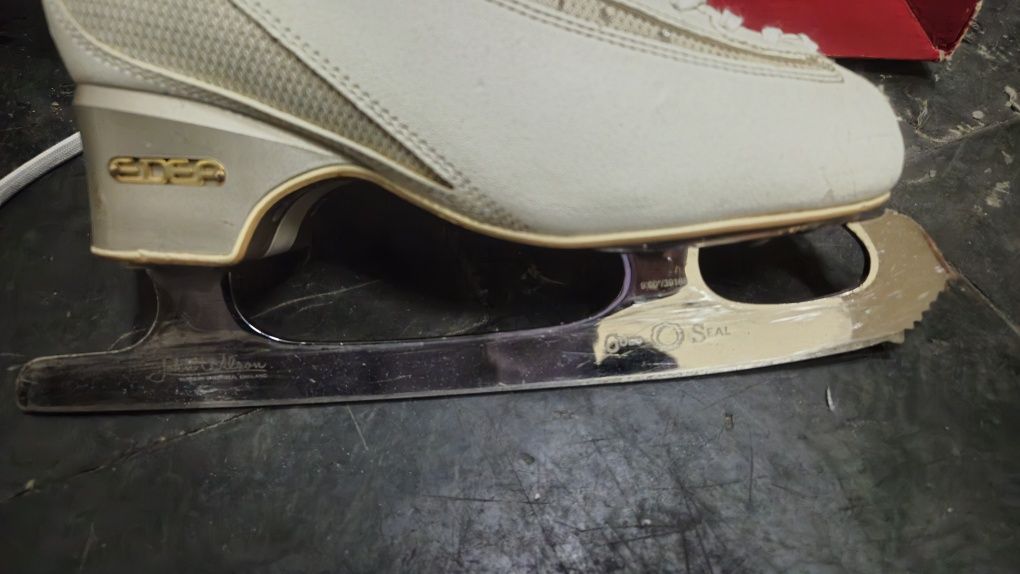 Коньки Edea ice fly 23.5 ,леза WILSON Gold Seal