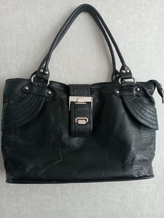 Сумка чёрная ...