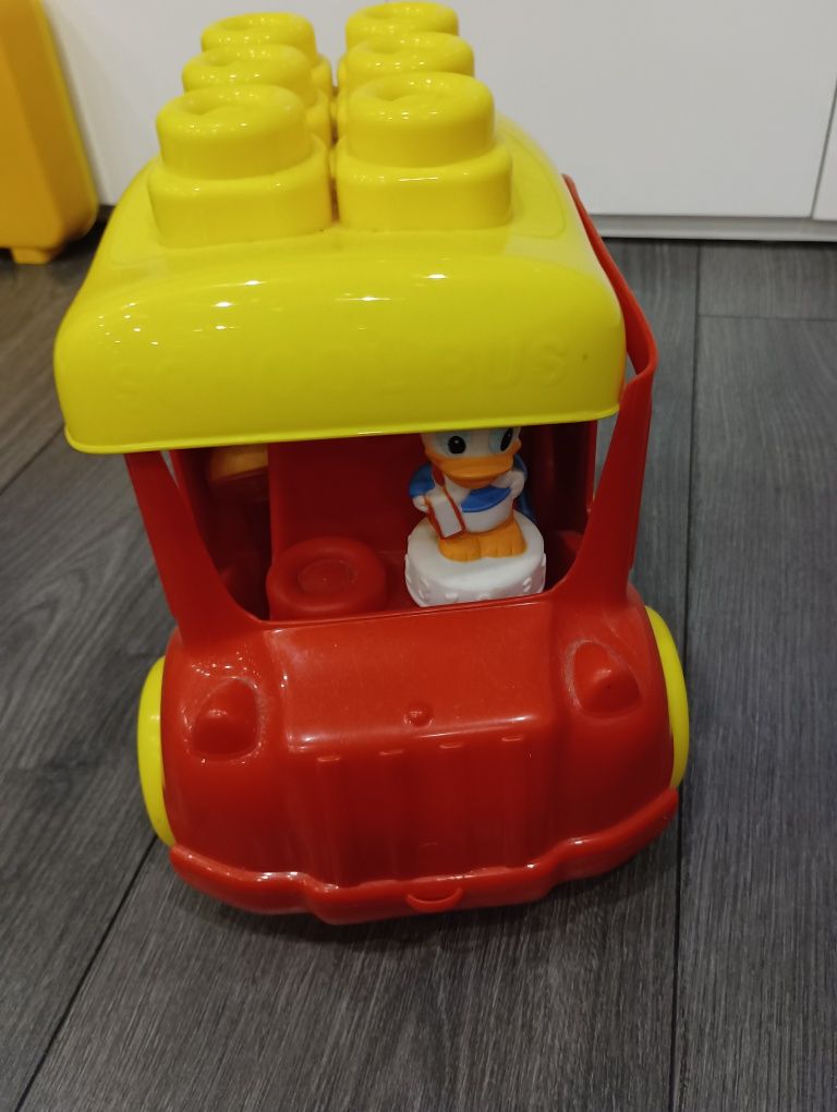 Vendo carro cubos disney