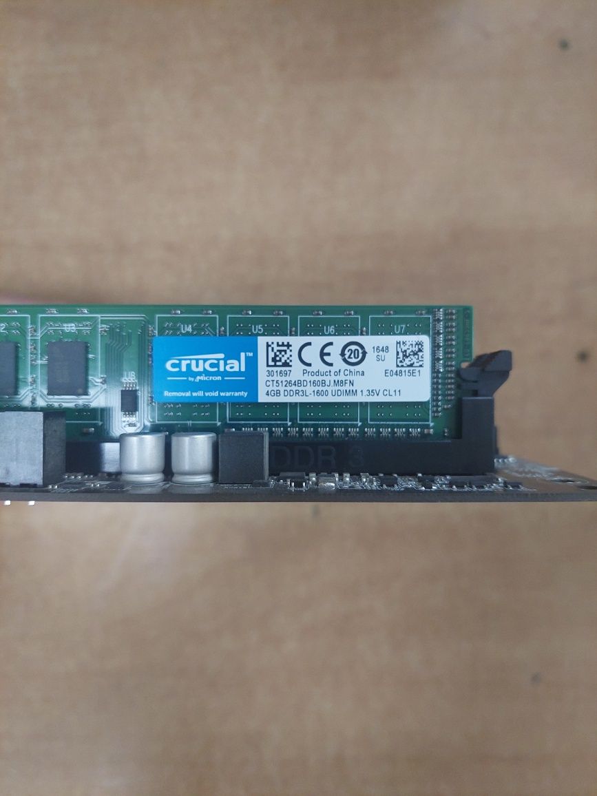 Продам Материнську плату ASRock N3050M MicroATX DDR3 x 2